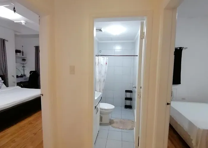 High End Luxury Big 2br In Salcedo Village Makati Manille