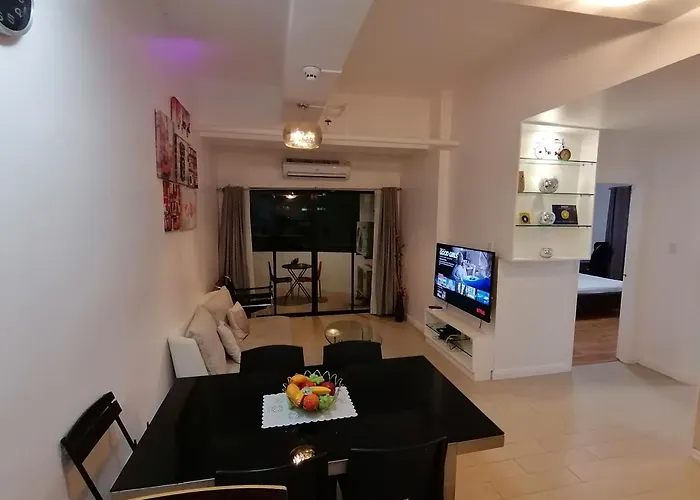 High End Luxury Big 2br In Salcedo Village Makati Manille