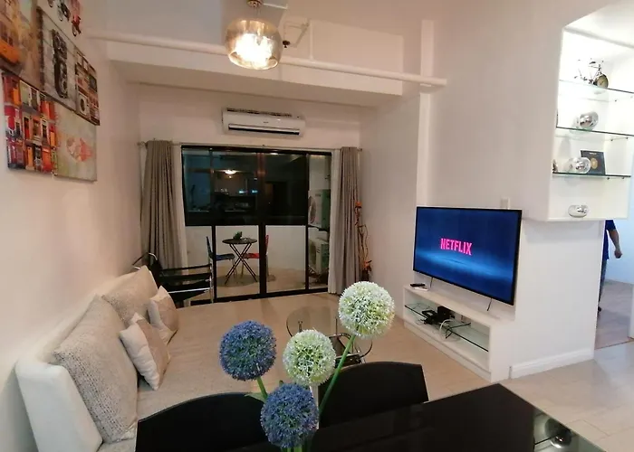 Appartement High End Luxury Big 2br In Salcedo Village Makati