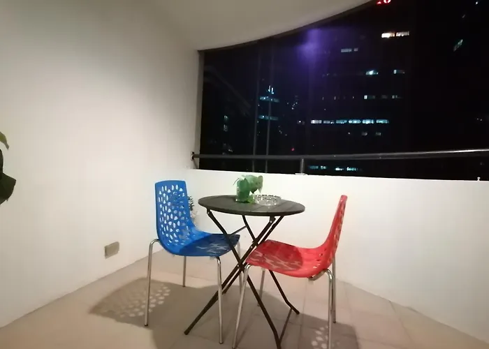 Appartement High End Luxury Big 2br In Salcedo Village Makati *